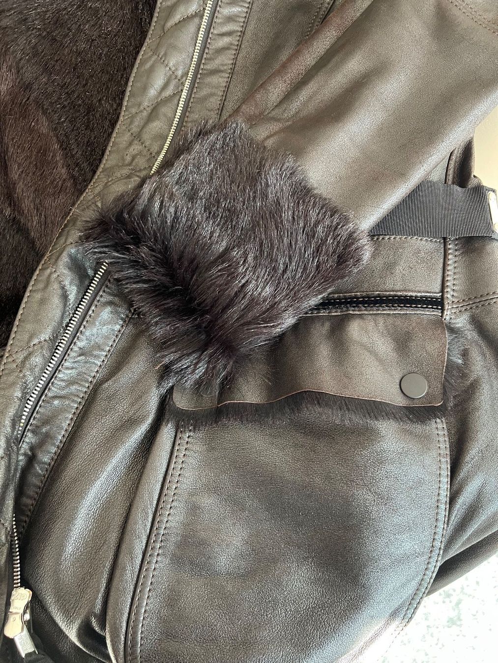 High Jacken: Lederjacke von High – Gebraucht aus Remigen von Orlana7 8