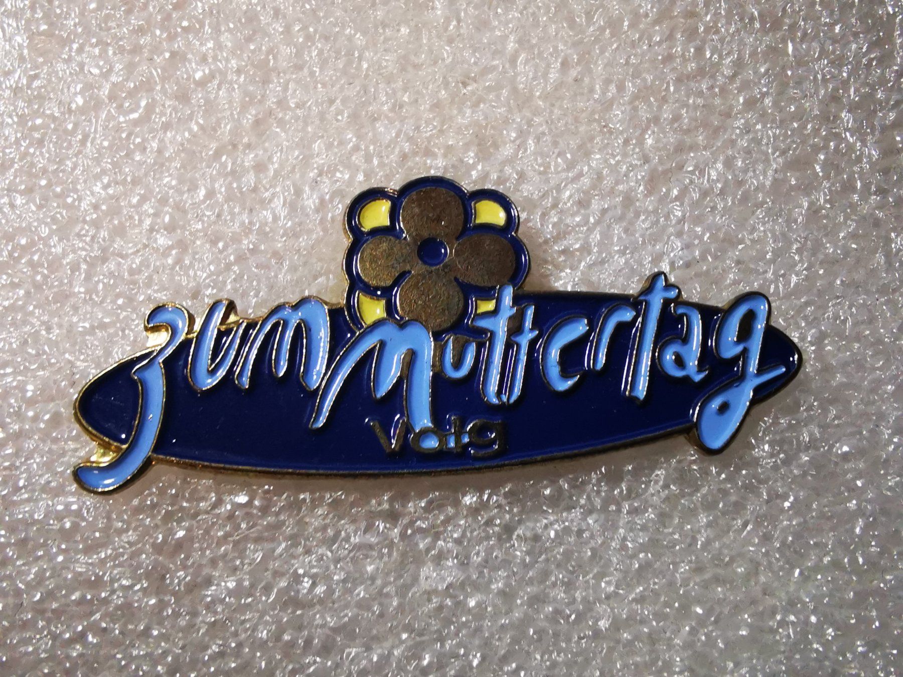 Placchette & Badge: Ansteckpin 9: Zum Muttertag - Volg – Usato da Oppligen venduto da Pin-Fall-Shop