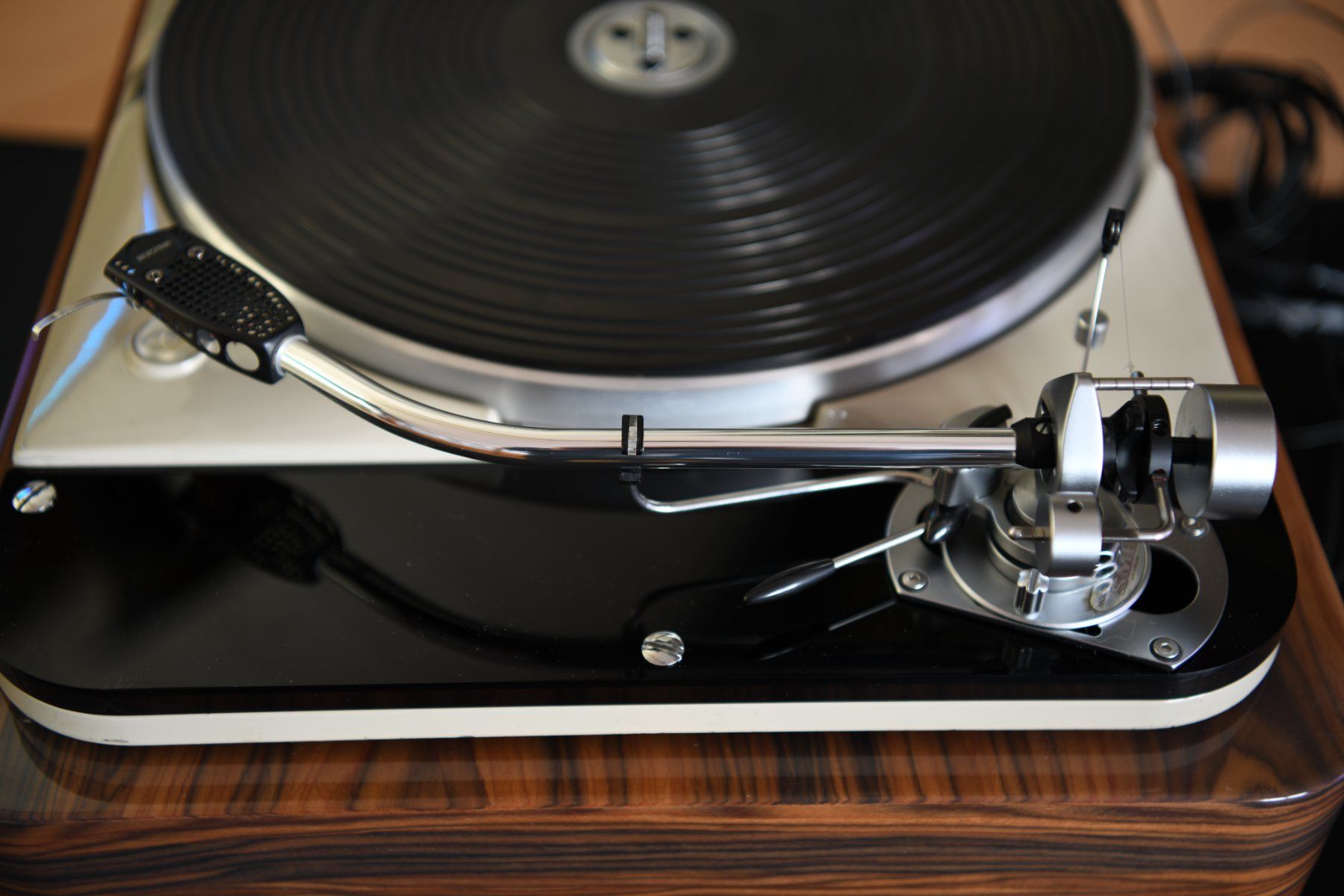 Thorens Giradischi: Thorens TD124 MKI Total Revidiert – Usato da Hochfelden venduto da per54 2