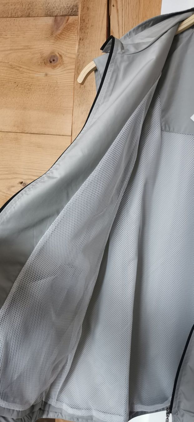 Gilet & Giacche senza maniche: Neue Damenweste Gr 40, grau – Nuovo (secondo la descrizione) da Kirchberg SG venduto da kar_5rtl 3