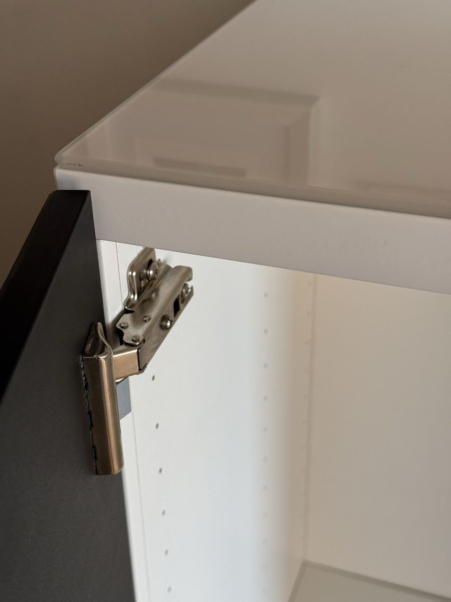 Ikea Schränke: BESTÅ Möbel (Ikea) 128x60 – Gebraucht aus Zürich von kunstnagler 4