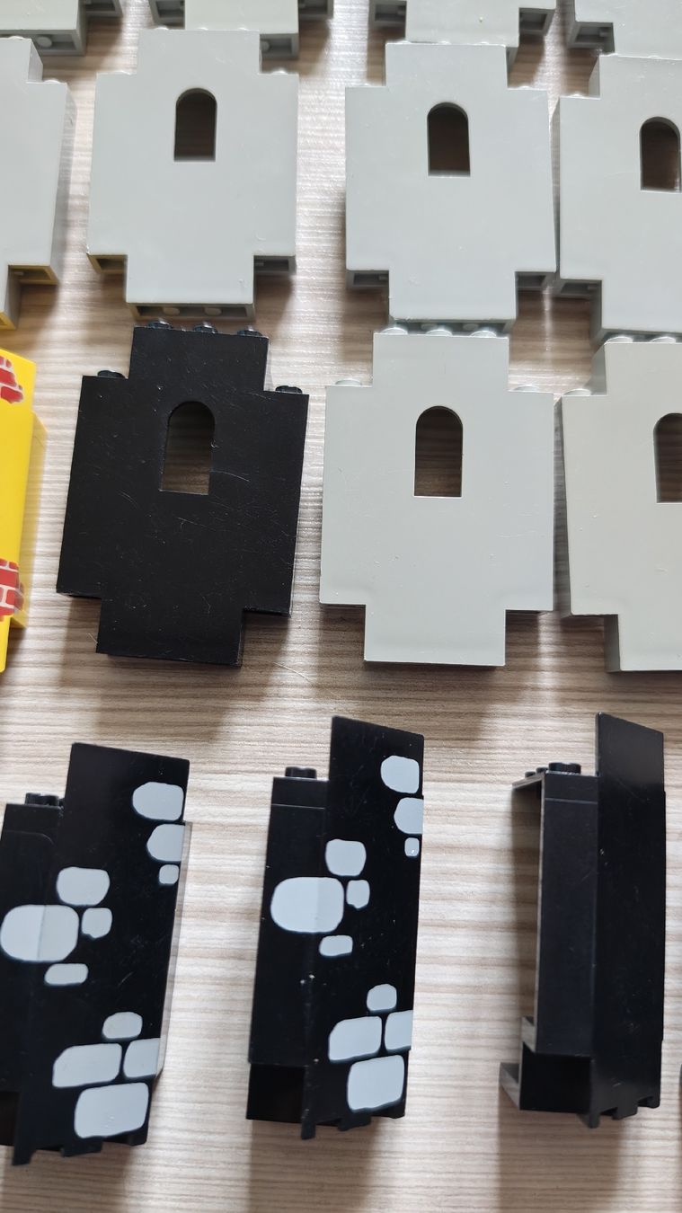 Lego Spielzeuge: Lego Burgteile gemischt – Gebraucht aus Effretikon von Superkarin7 5