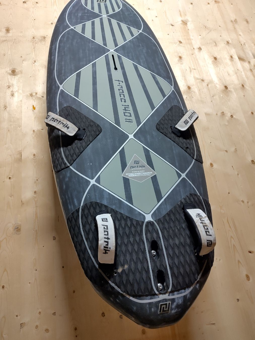 Surfboards & Schwimmbrette: Patrick Windsurf Board – Gebraucht aus Uznach von TheRoyalrider
