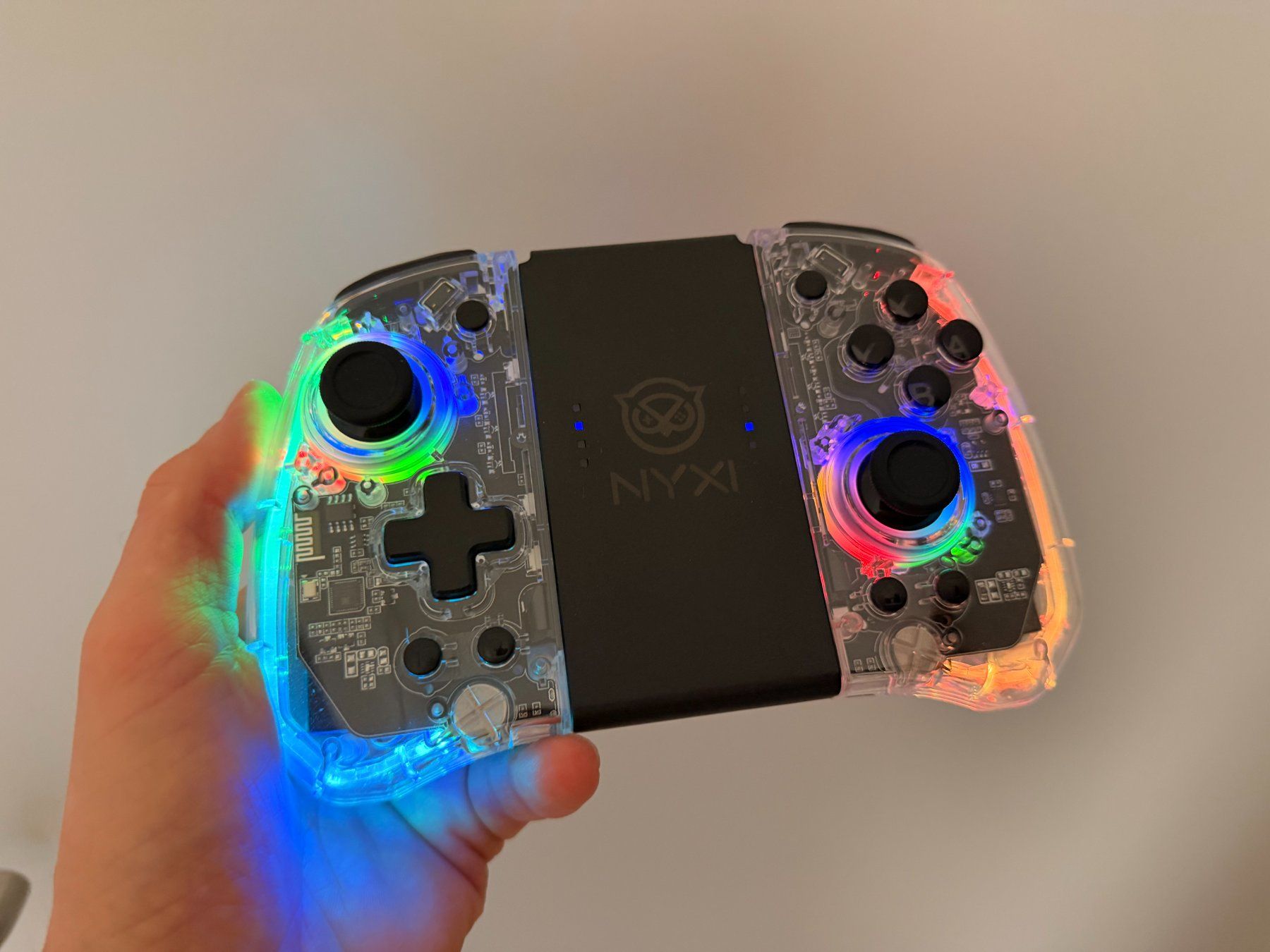 Controller: Manette Nyxi pour Nintendo Switch – Usato da Tramelan venduto da wax_x7sv 2