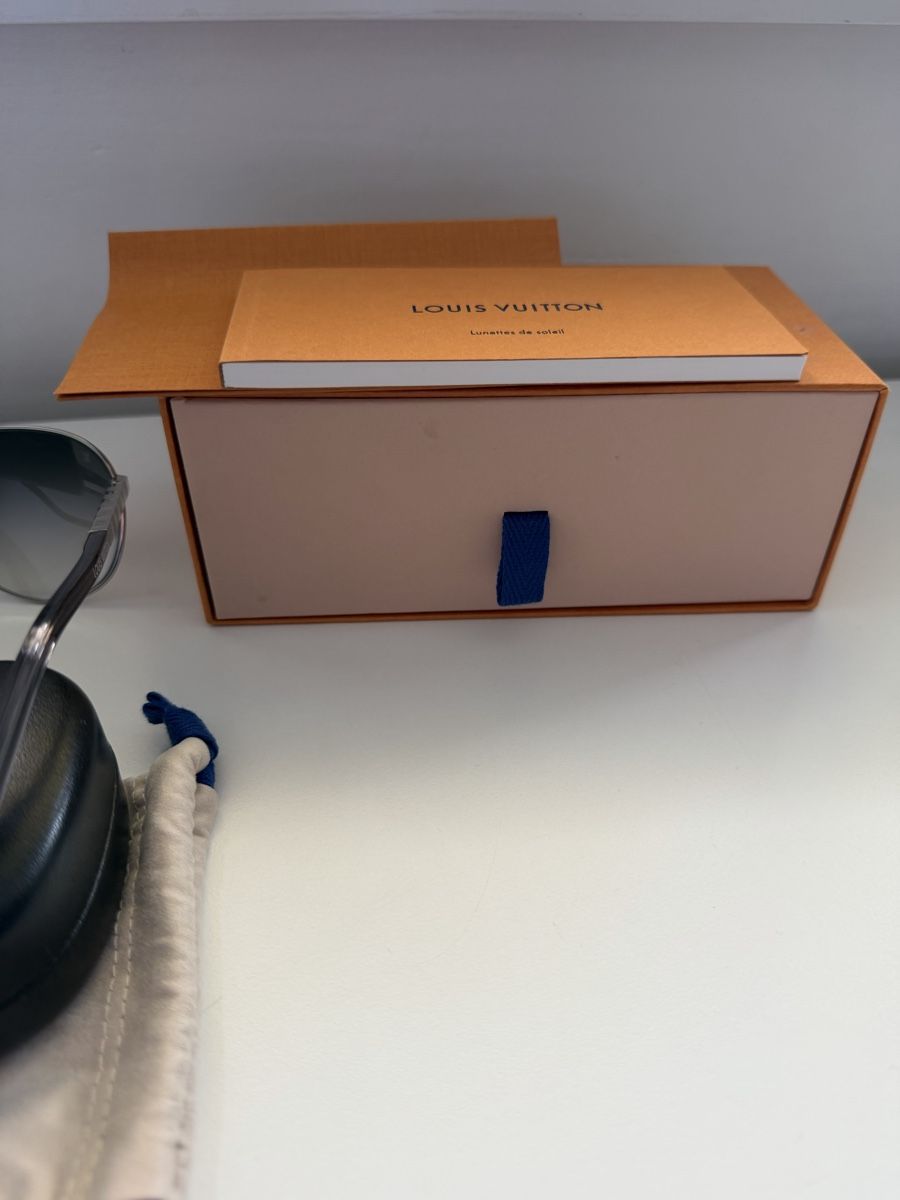 Louis Vuitton Brillen & Gläser: Louis Vuitton Pilotenbrille – Neu (gemäss Beschreibung) aus Kloten von Wkaeser 3