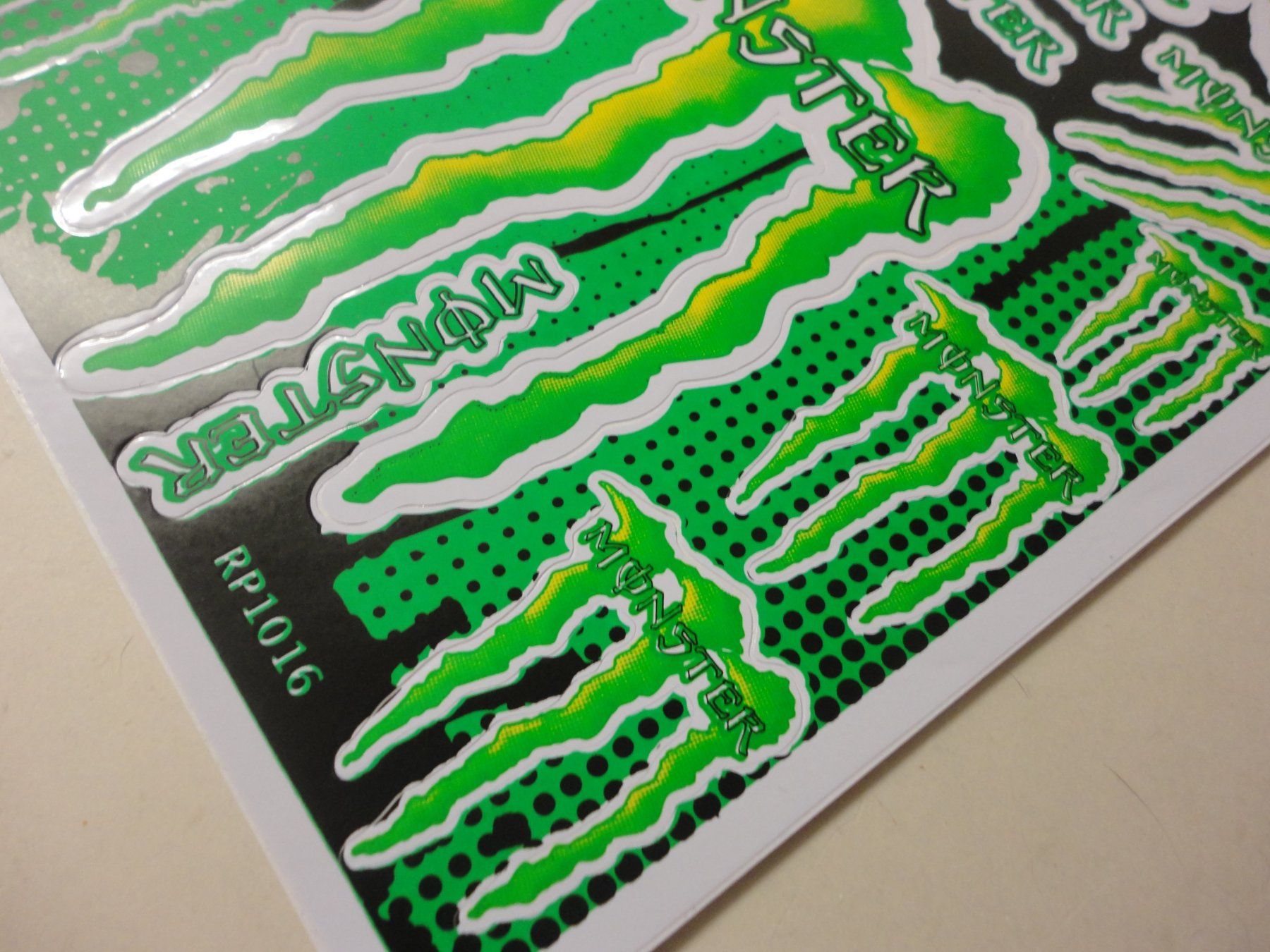 Modellismo RC: Decal für Modelle – Nuovo e nell'imballaggio originale da Horgen venduto da RcModell 1
