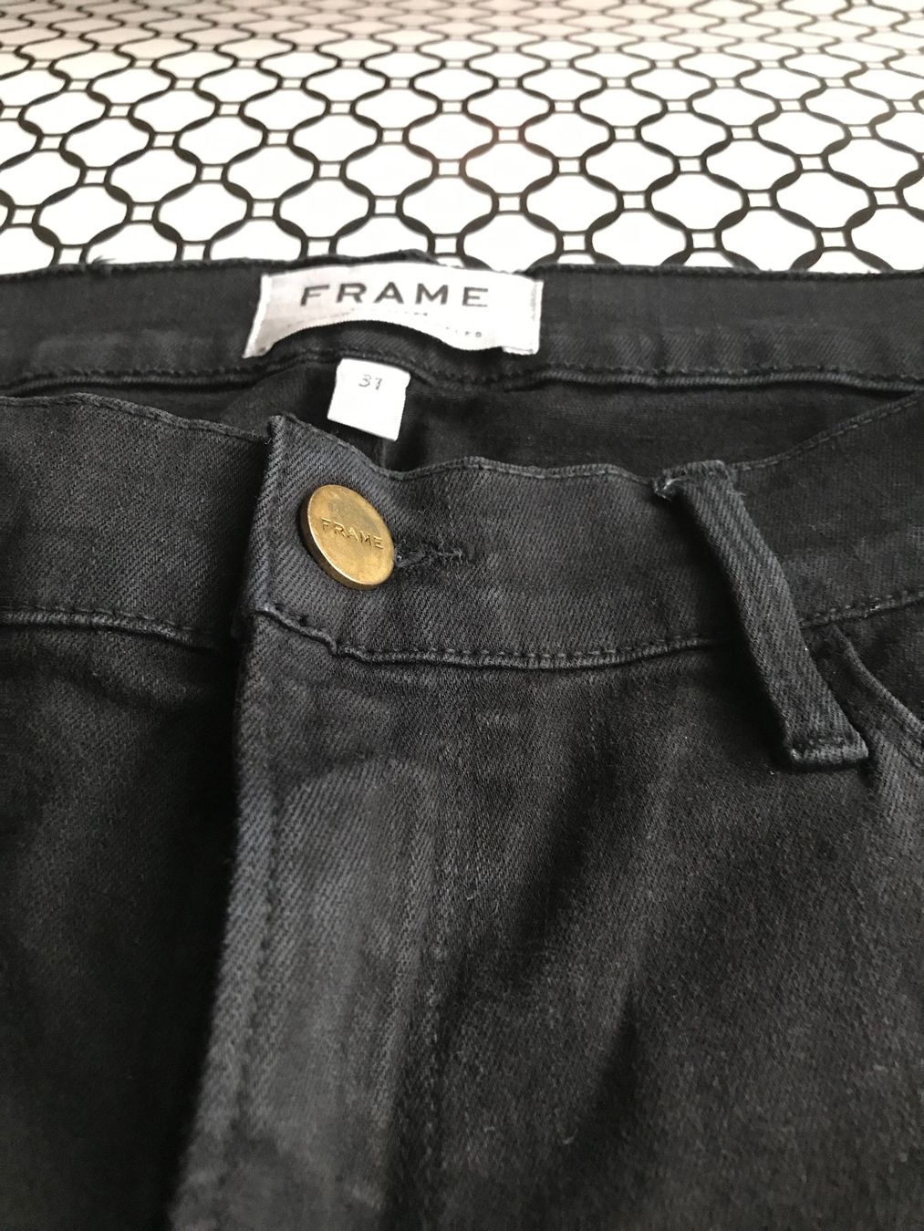 Jeans: Schwarze Jeans von Frame, Gr. 31 – Usato da Niederteufen venduto da mix18 1