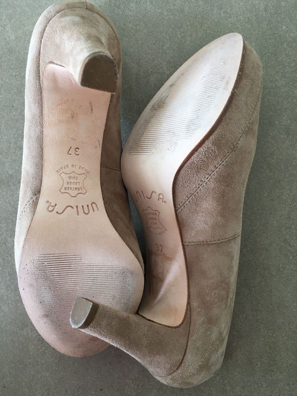 Unisa Damenschuhe: ***UNISA*** Pumps Wildleder, Gr. 37 – Neu (gemäss Beschreibung) aus Volketswil von Kephren 4
