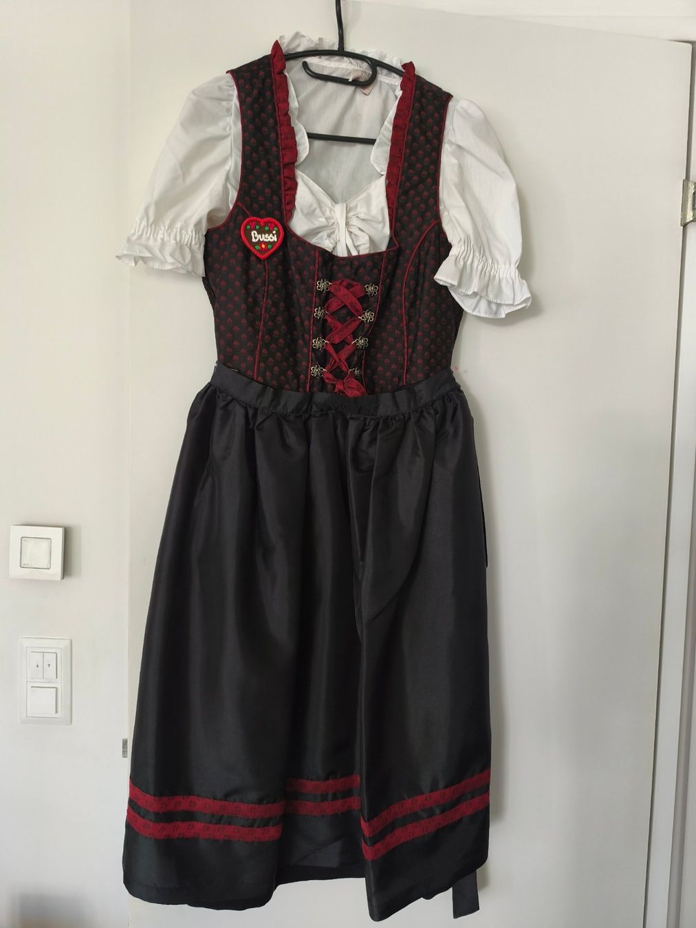 Kleider: Dirndl – Gebraucht aus Unterengstringen von brosi1313