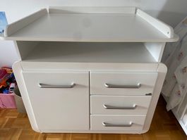 Wickeltisch Kommode Weiss mit Schubladen guter Zustand