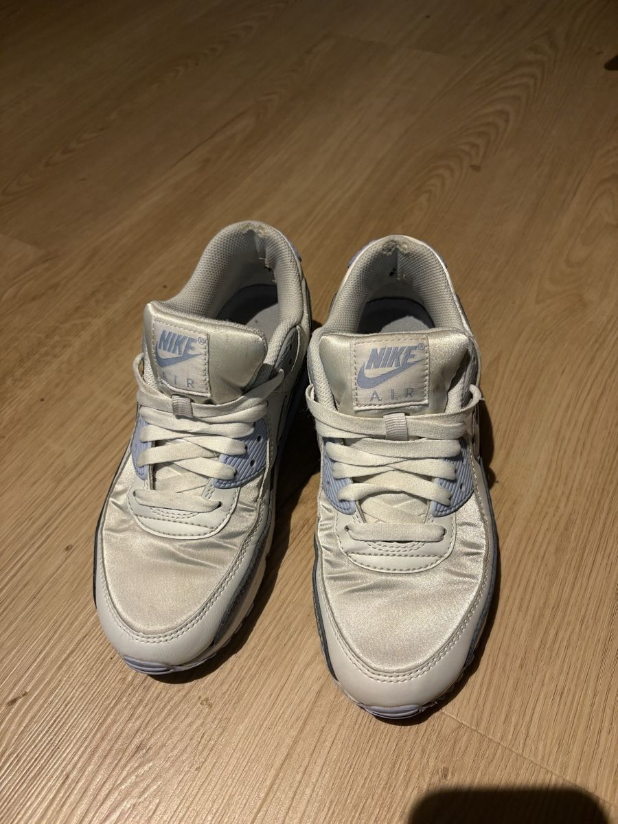 Nike Damenschuhe: Nike Airmax Grösse 39 – Gebraucht aus Steinmaur von marra20 1