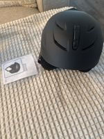 Schwarzer Skihelm, Grösse S (53-55cm), Neu!