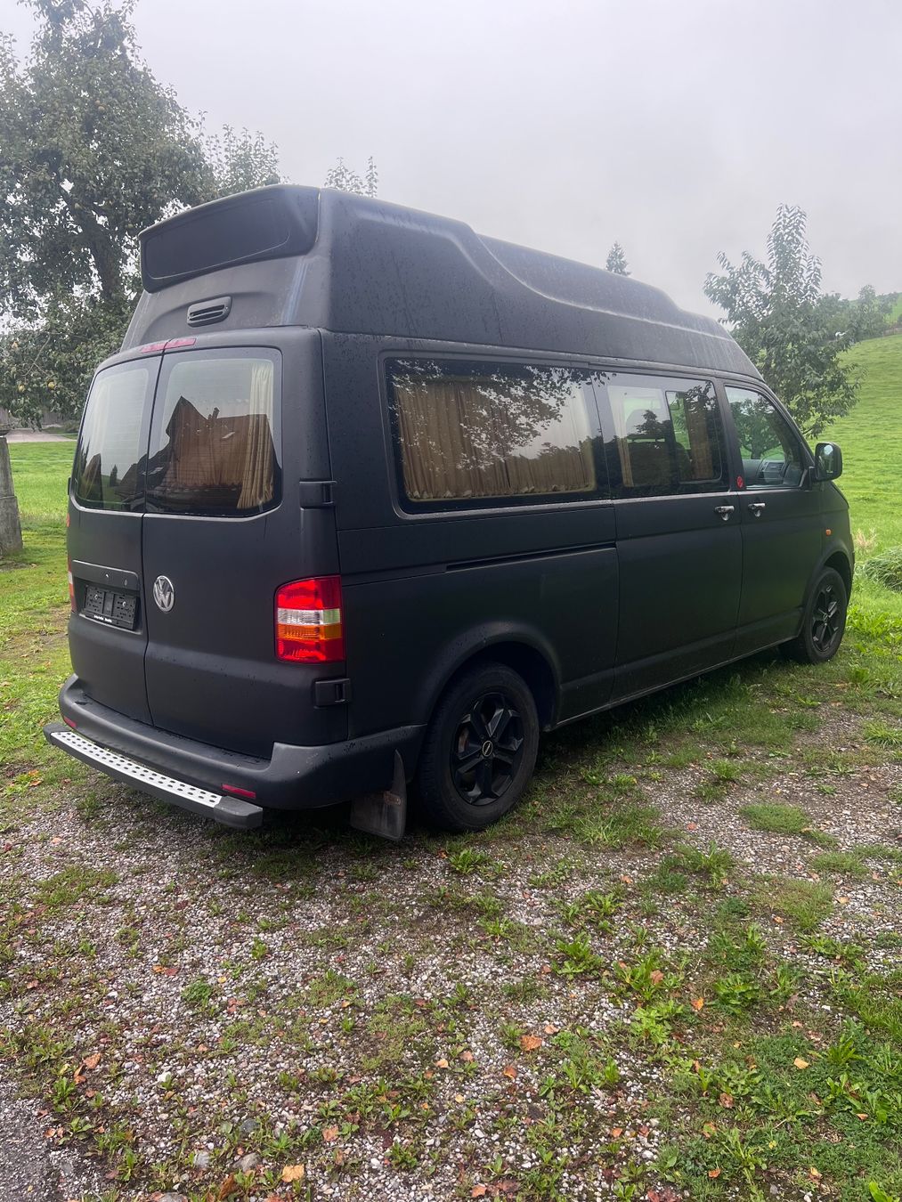 VW Camping Fahrzeuge: VW T5 Caravelle 2.5 TDI – Gebraucht aus Arni BE von wan_l6bq 2
