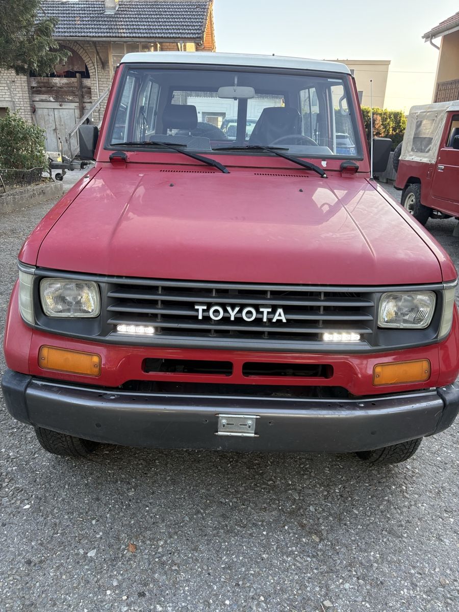Toyota Automobili: Land cruiser  – Usato da Siviriez venduto da S16_cl2000 2