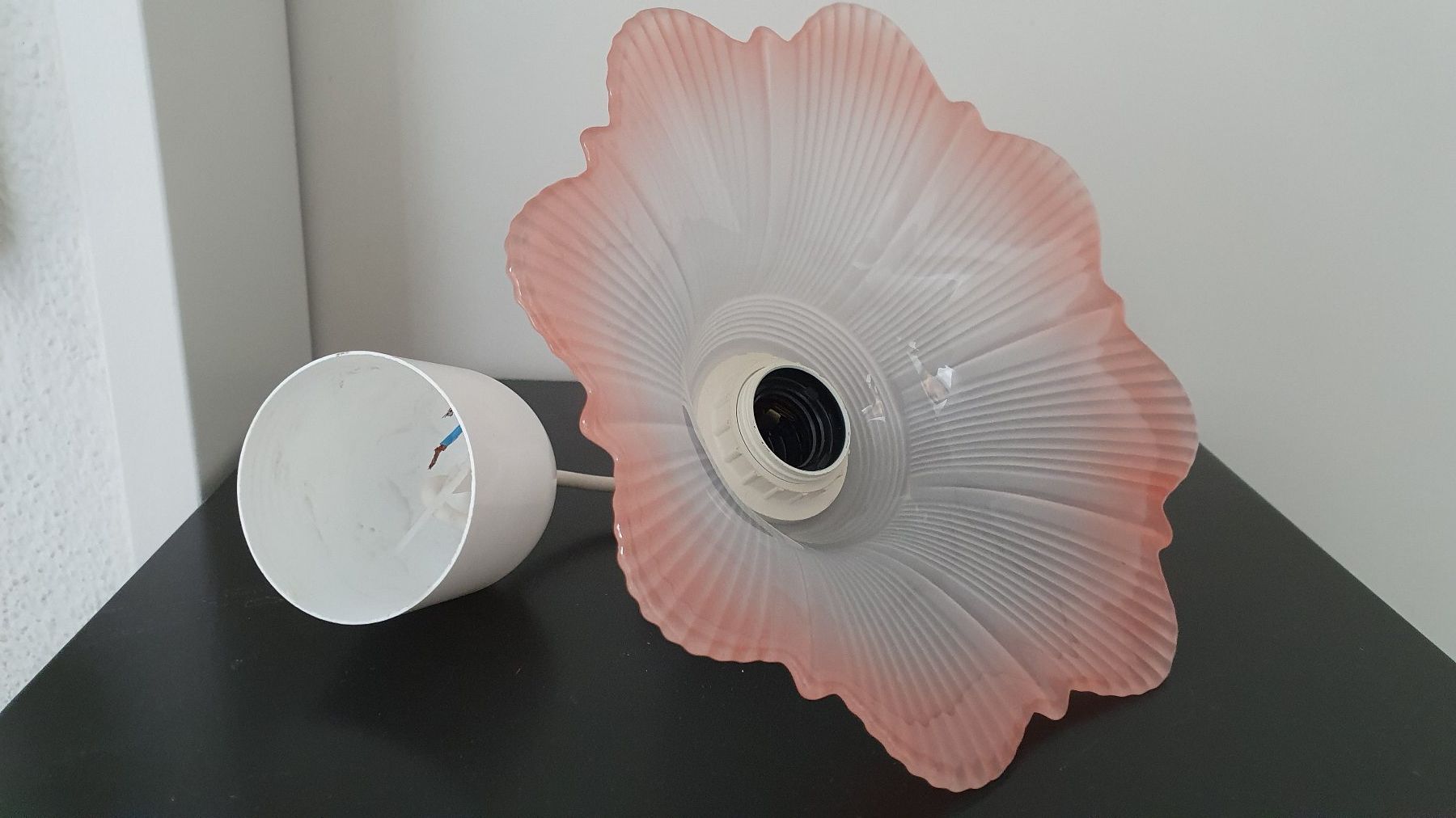 Lampes: Vintage: Deckenlampe aus mattiertem Glas – D'occasion à Glattfelden par sessa123 2