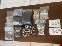 Elektrolot Kiste mit Gegenmuttern .......