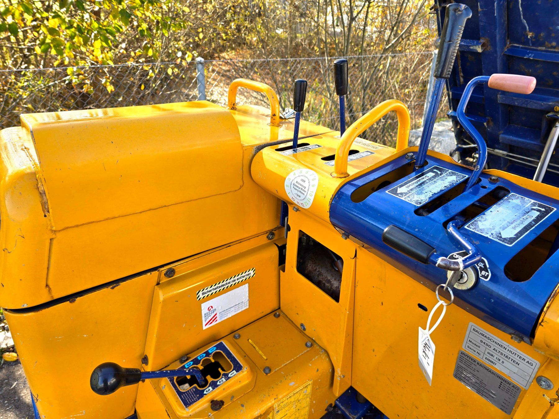 Tutte le macchine: Raupendumper Huki 110 D // 3-Seiten Kipper – Usato da Reinach AG venduto da Seeblick.24 5