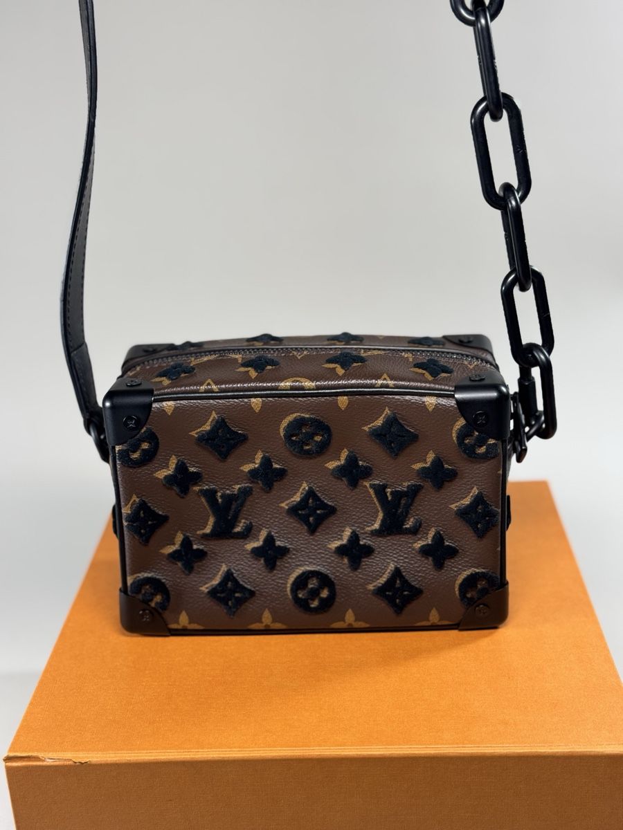 Louis Vuitton Borse: Louis Vuitton Mini Soft Trunk von Virgil Abloh – Nuovo (secondo la descrizione) da Ostermundigen venduto da hacelina 3