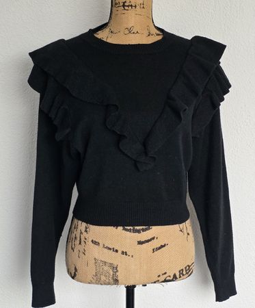 Damen Pullover schwarz mit Volants Gr.S / M neuwertig 