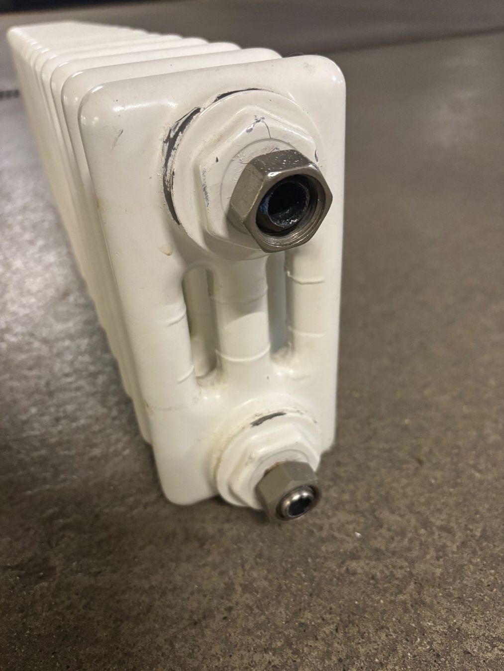 Radiatori: Radiator, guter Zustand! – Usato da Gerzensee venduto da szgerzensee 2