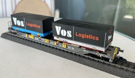 3 Hupac T4 mit diversen Containern von Kombimodell DC