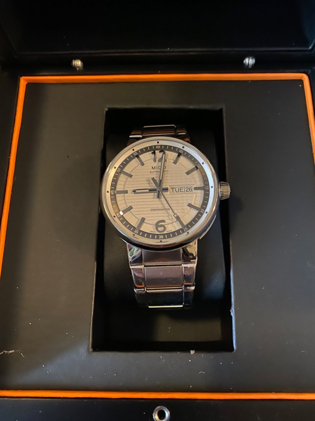 Mido Orologi: MIDO GREAT WALL CHRONOMETER COSC DAY DATE SELTEN TOP PREIS!! – Nuovo e nell'imballaggio originale da Aurigeno venduto da SCS 5
