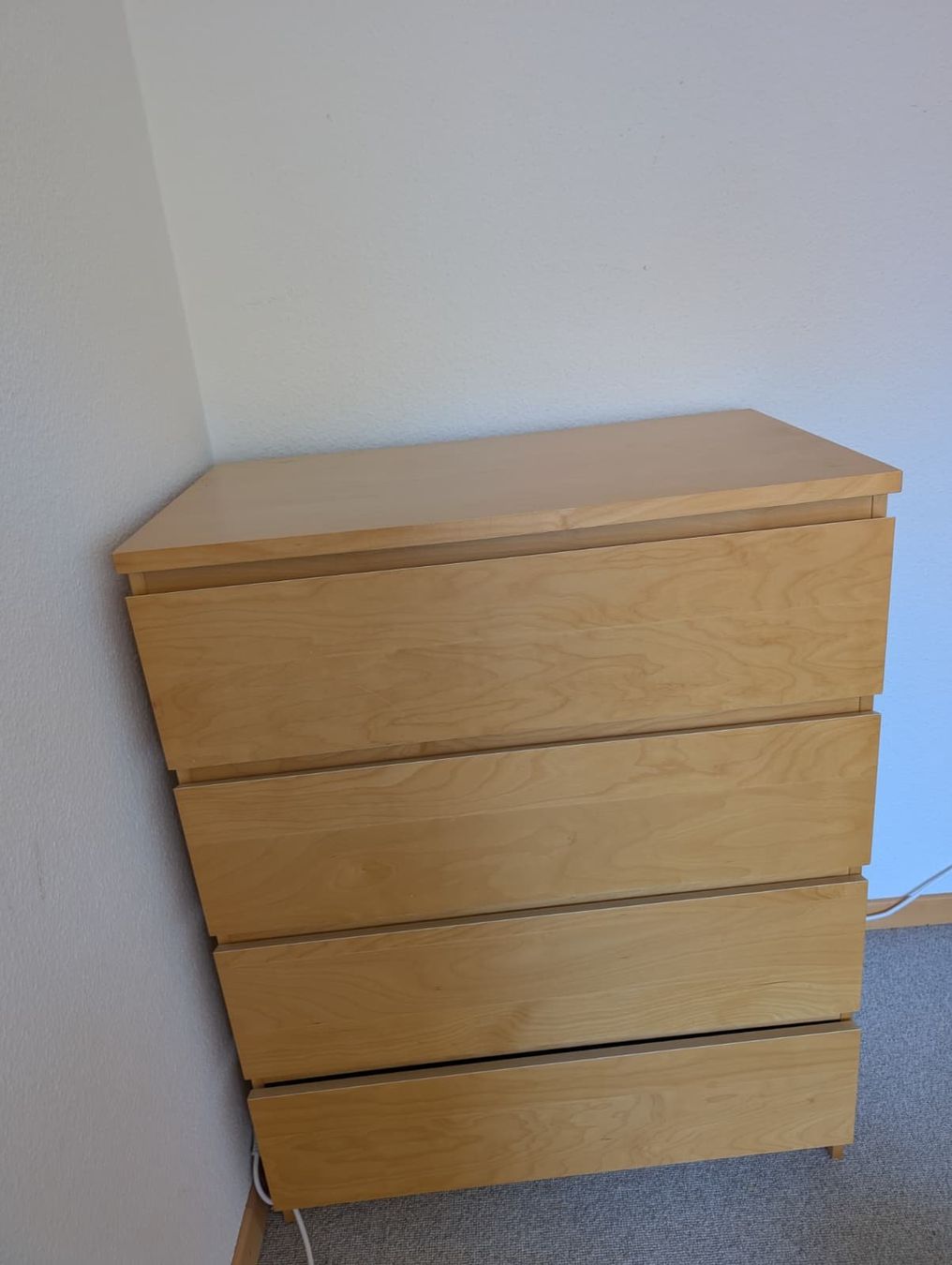Ikea Cassettiere: Kommode MALM 80x100x48 - ABHOLUNG BIS 16.09 – Usato da Zürich venduto da car_dkr5