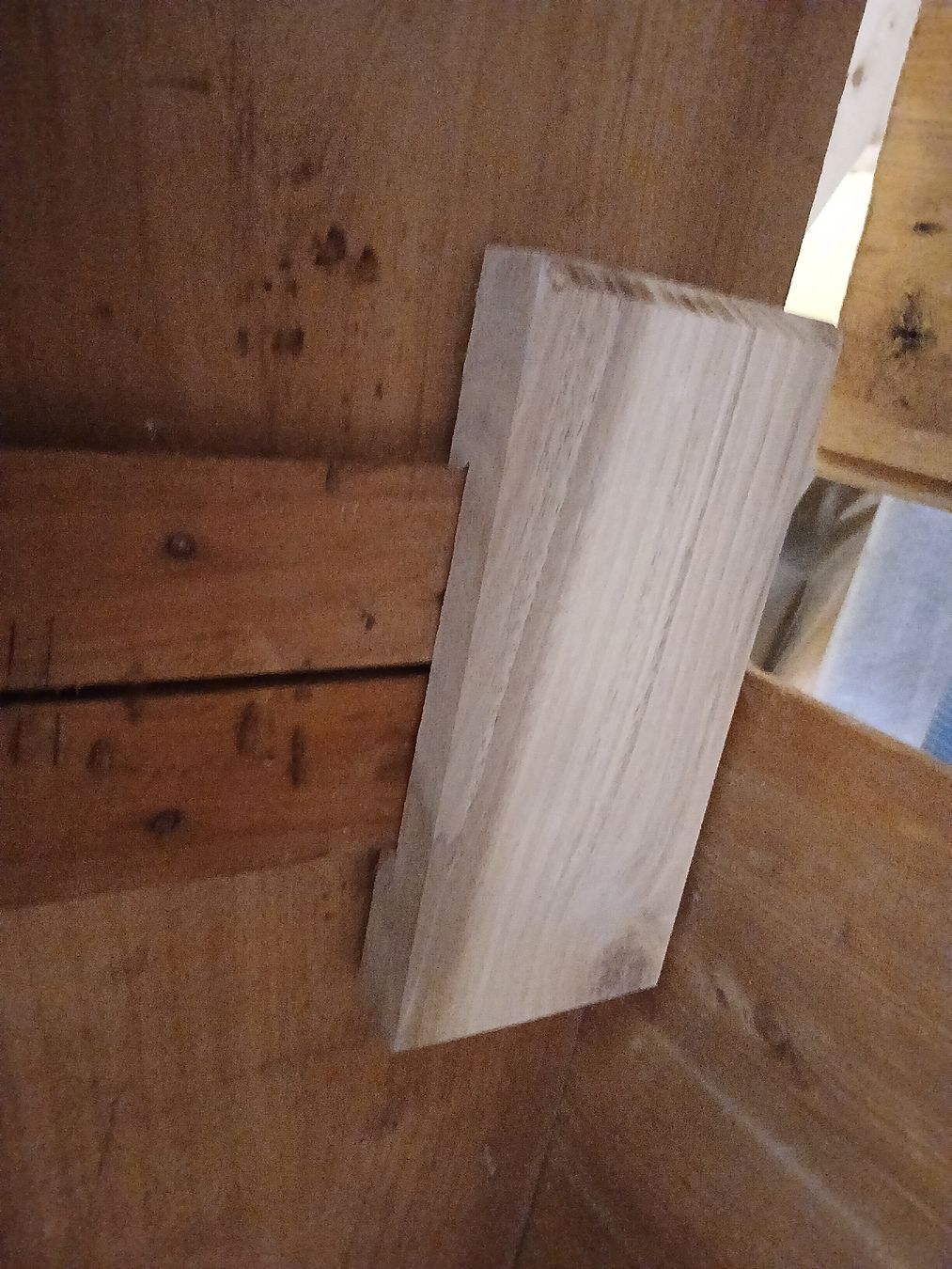 Armadi: Nussbaumschrank massiv – Usato da Nesslau venduto da Jakobi01 5