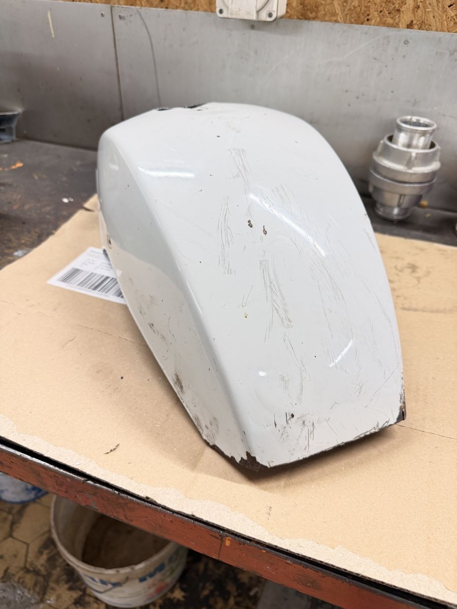 Vespa Tutti pezzi di ricambio per scooter: Vespa PK Kotflügel – Usato da Uebeschi venduto da snow-sports