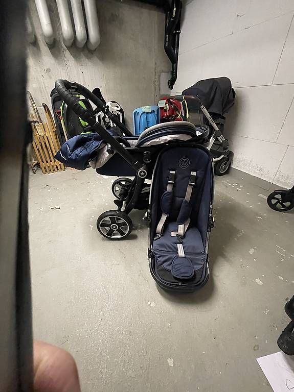 Kiddy Carrozzine: Kiddy Kinderwagen Set – Usato da Winterthur venduto da EasyDriver