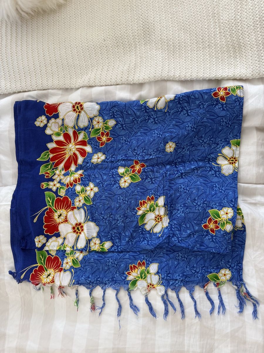 Foulard & Sciarpe: Pareo, Strandaccessoire – Nuovo (secondo la descrizione) da La Punt Chamues-ch venduto da EliC_8.8.