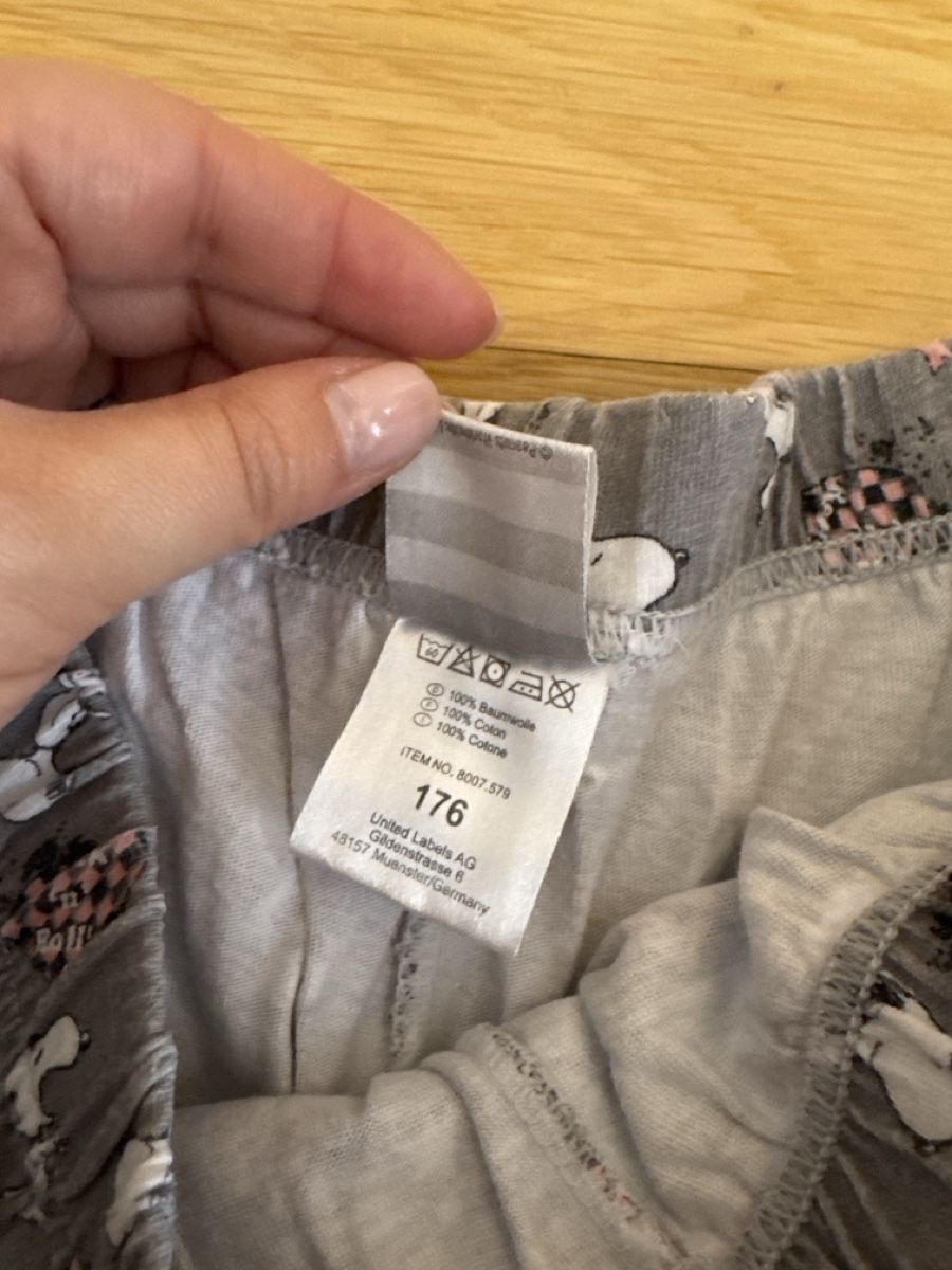 Pantaloni: Snoopy Sommer Shorts, Gr. 176, Grau – Usato da Thun venduto da Vans_98 2