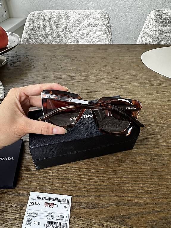Brillen & Gläser: Prada Sonnenbrille – Gebraucht aus Muttenz von Cookie1994 2