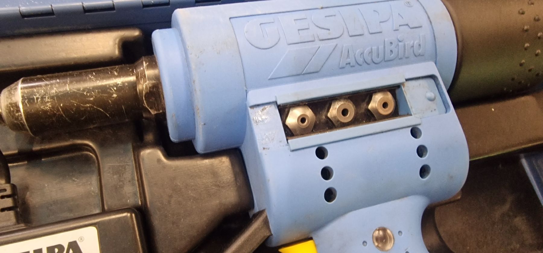 Perceuses: Gesipa Nietmaschine  – D'occasion à Emmenbrücke par inf_l8yf 2