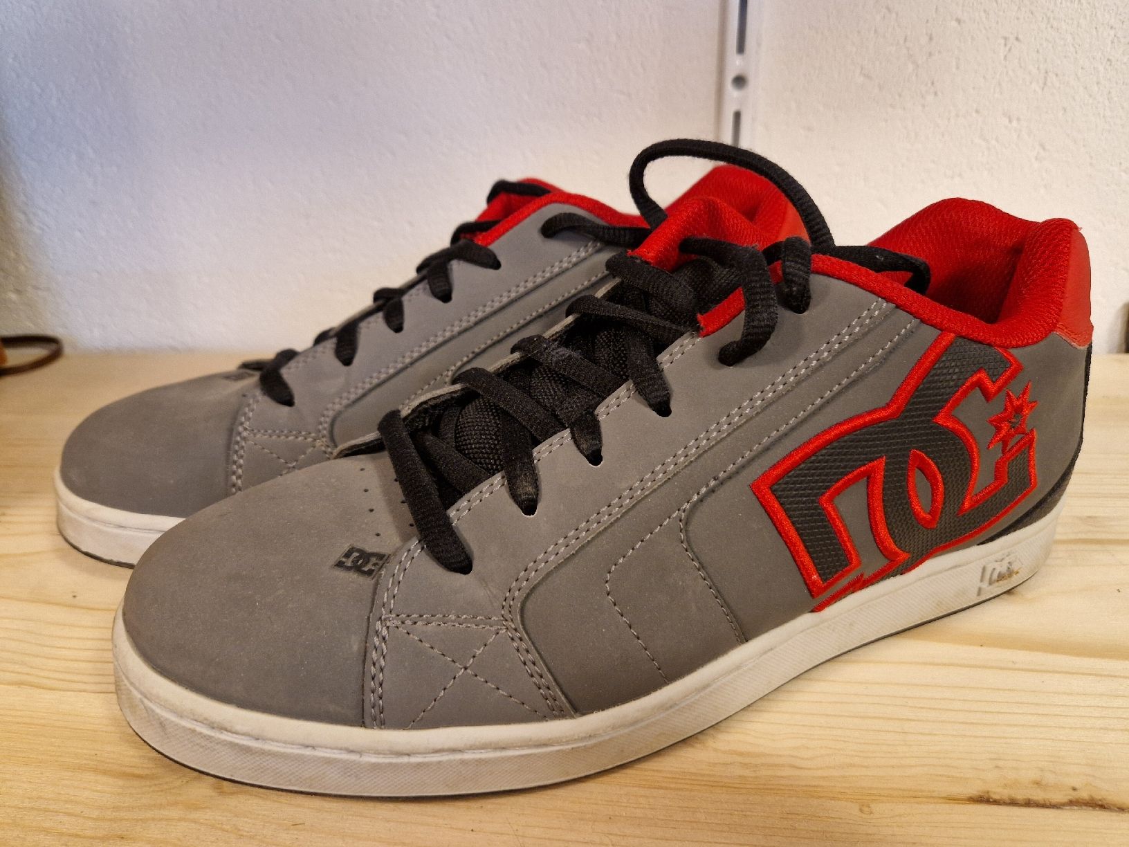DC shoes Scarpe da uomo: DC Sneakers – Usato da Einsiedeln venduto da Radiofreund