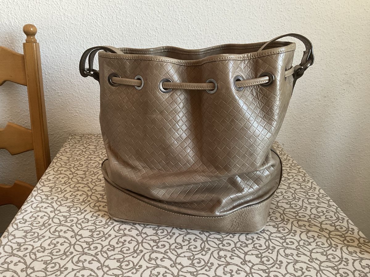 Borse da donna: Handtasche / Beutel, beige, gute Zustand. – Usato da Adliswil venduto da stikovo 1