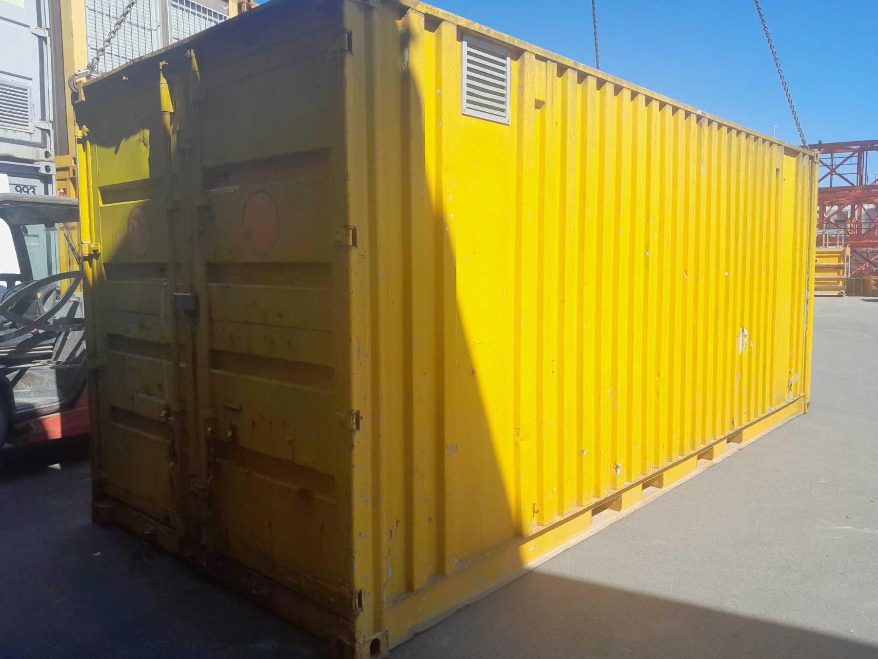 Contenitori edile: Schiffscontainer 6.00m x 2.50m – Usato da Regensdorf venduto da MAGZH