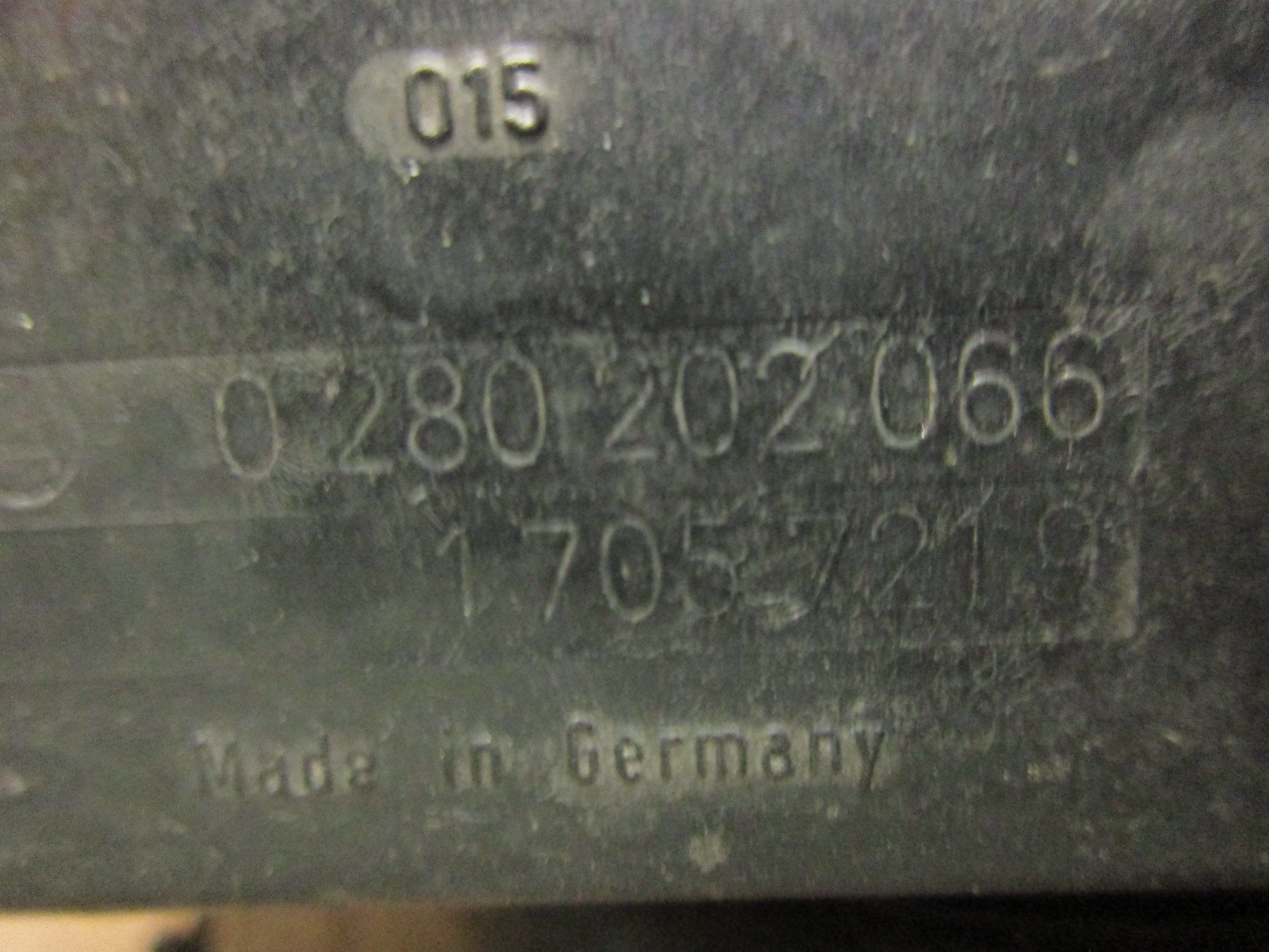BMW Alle Autoersatzteile: BMW  525 E28 E30  Luftmassenmesser Bosch 0 280 202 066 – Gebraucht aus Ennetmoos von Truckdiver 8