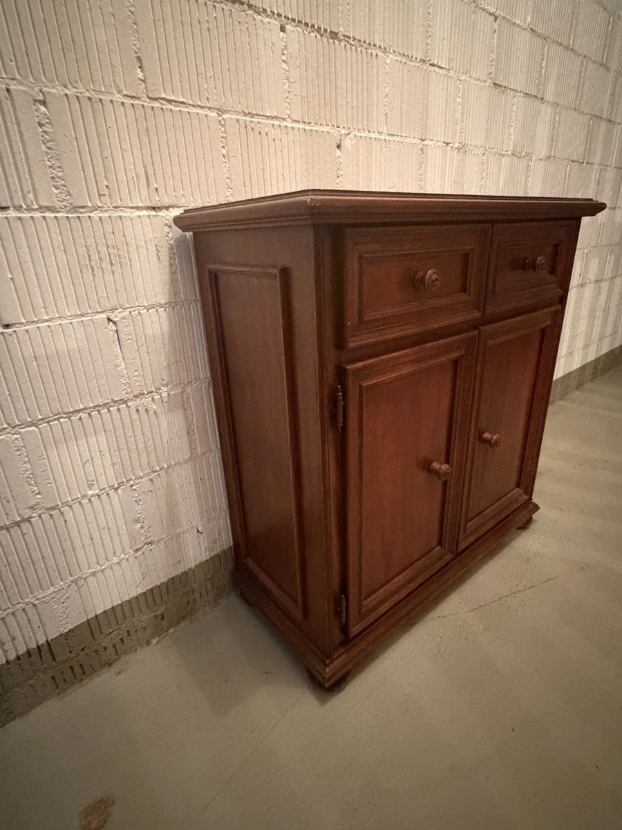 Credenze: Vintage Cherry Wood Cabinet - Great Condition – Usato da Schaffhausen venduto da TesnoStudio 3