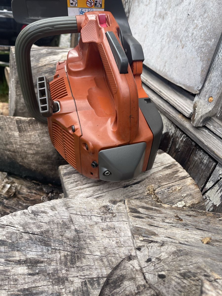 Husqvarna Seghe: Husqvarna 335 XPT, 🔝  – Usato da Bern venduto da SVTools 6