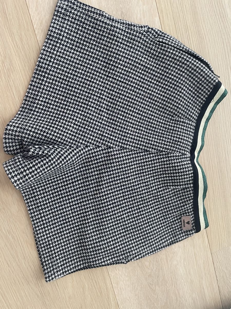 Zara Lotti & Set di vestiti: 2 Shorts Zara Gr. 152/164 coolmili 152 – Nuovo (secondo la descrizione) da Rorschach venduto da zlatokosa85 5