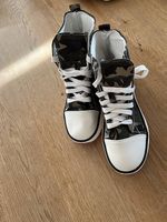 Vends baskets montantes femme