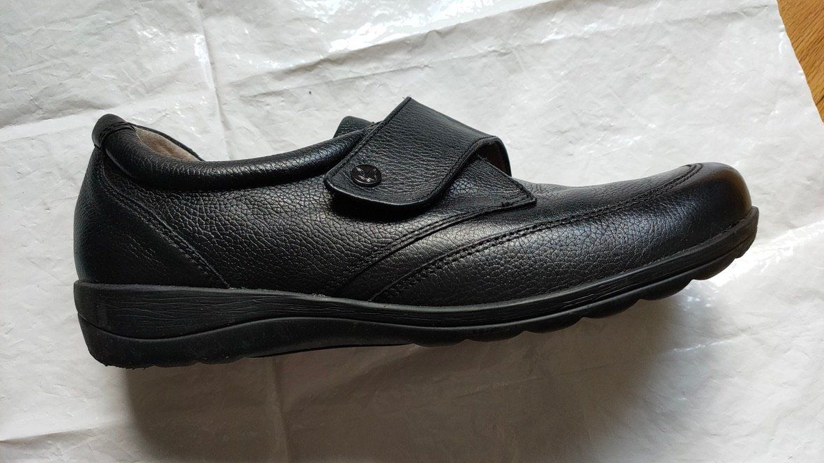 Scarpe da donna: Damenschuh Leder Gr 39 – Nuovo (secondo la descrizione) da Geroldswil venduto da heinzkoe 1