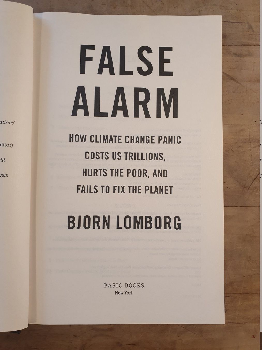 Libri: False Alarm Bjorn Lomborg Basic – Usato da Zürich venduto da loosebone 1
