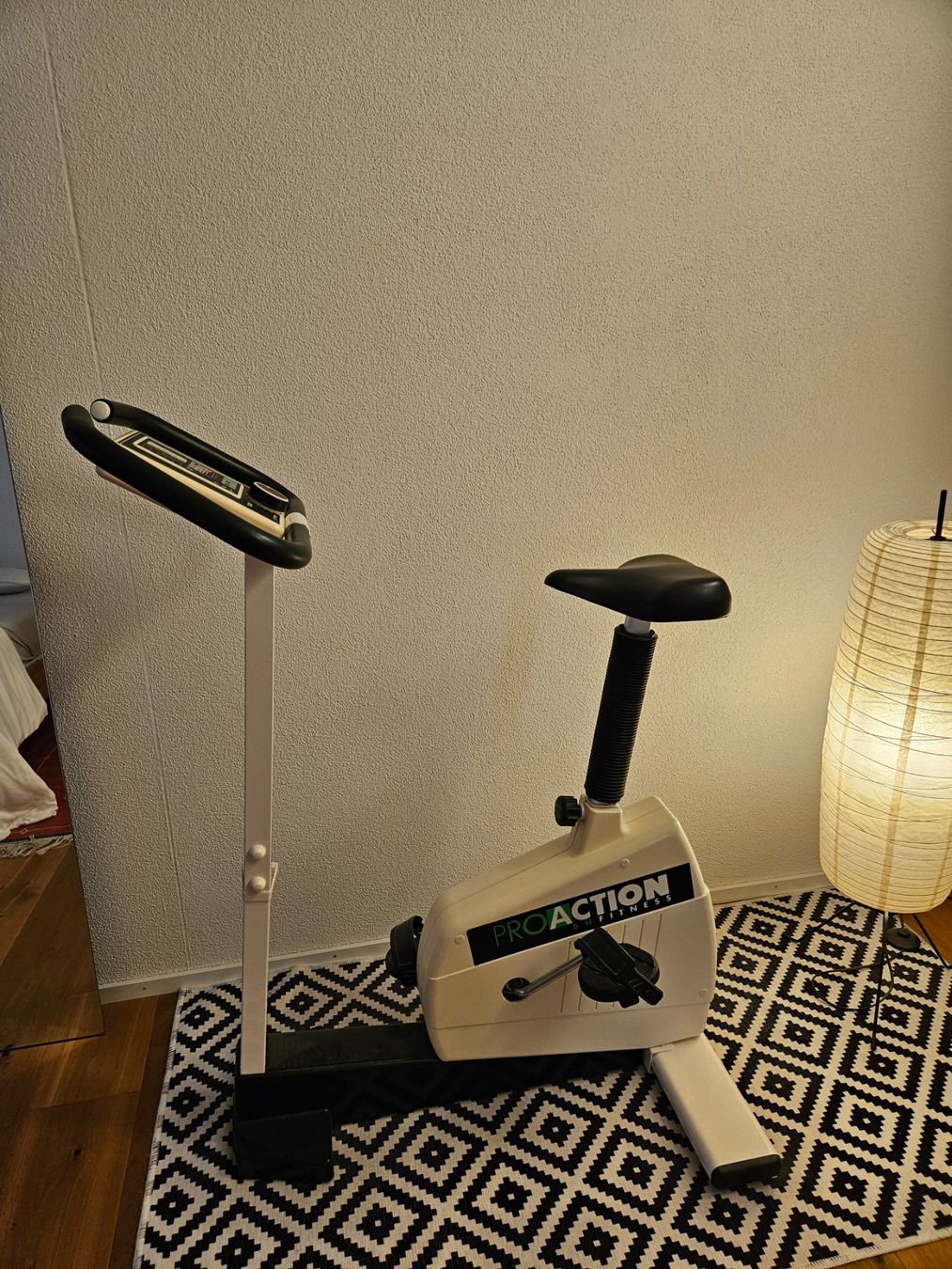 Vélos d'appartement: Schöner einfacher Hometrainer/Heimtrainer – D'occasion à Lenzburg par Dawlish 1