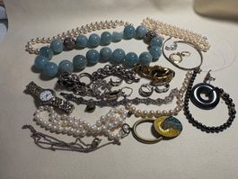 Defektes Schmuc 💍 Damen Uhren & modische Halsketten. Win...