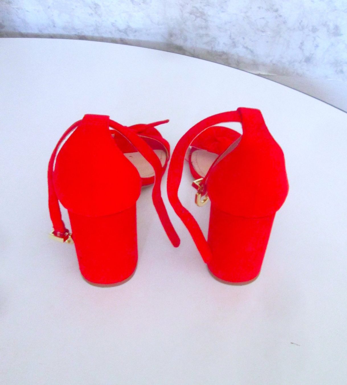 H&M Damenschuhe: HM-Sandalen, Größe 37 – Gebraucht aus Sementina von babucia 2