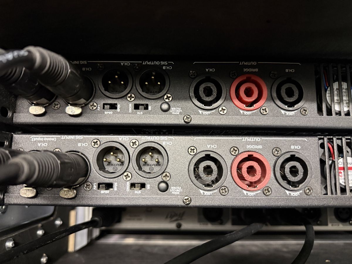 Verstärker: 2x digital Sync Amp, Peavey aktivweiche – Gebraucht aus Zofingen von Freewilli78 3