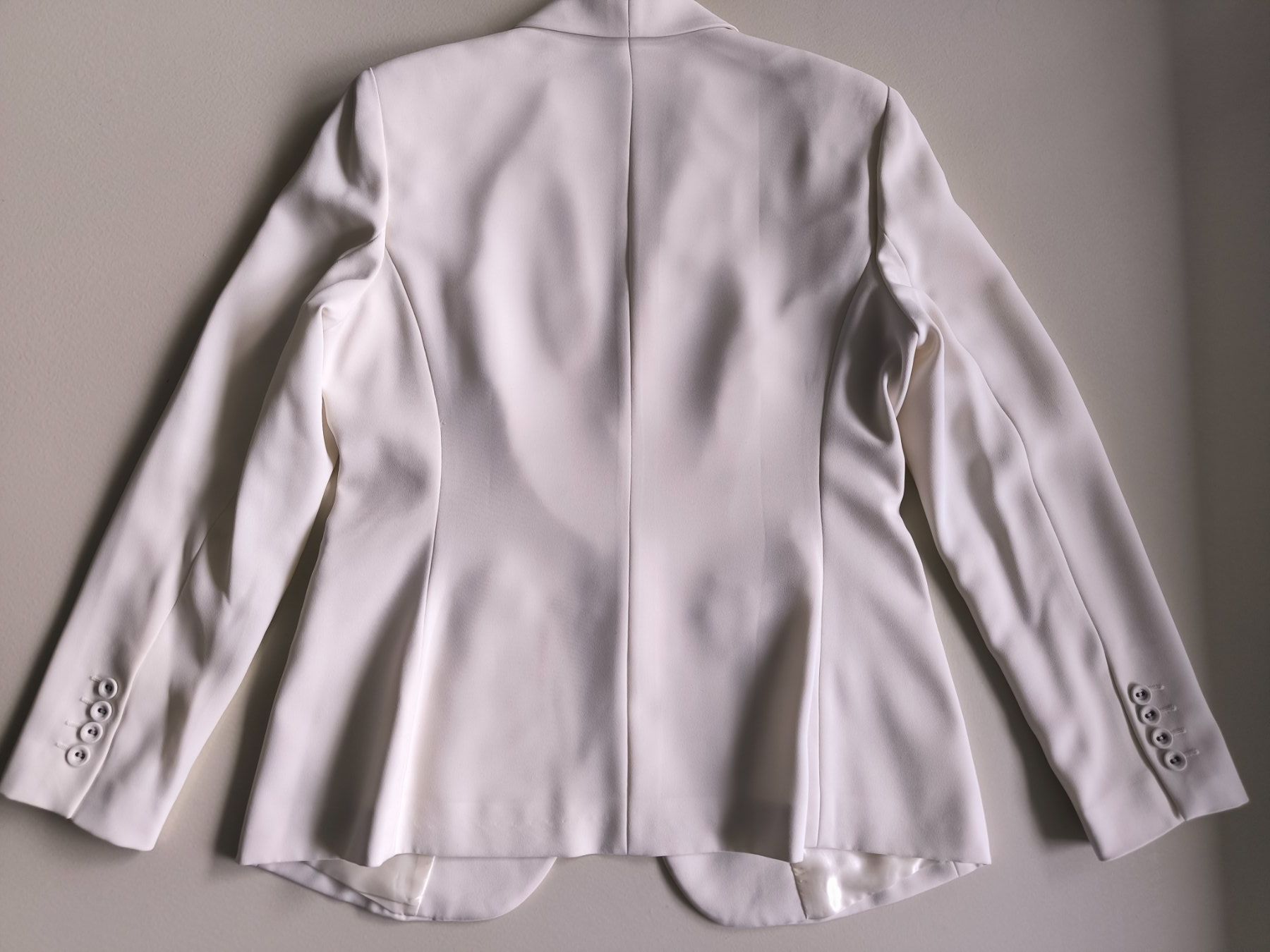 Jacken: Marks and Spencer Off-White Blazer, einmal getragen, EU40 – Gebraucht aus Wallisellen von C_DM 9