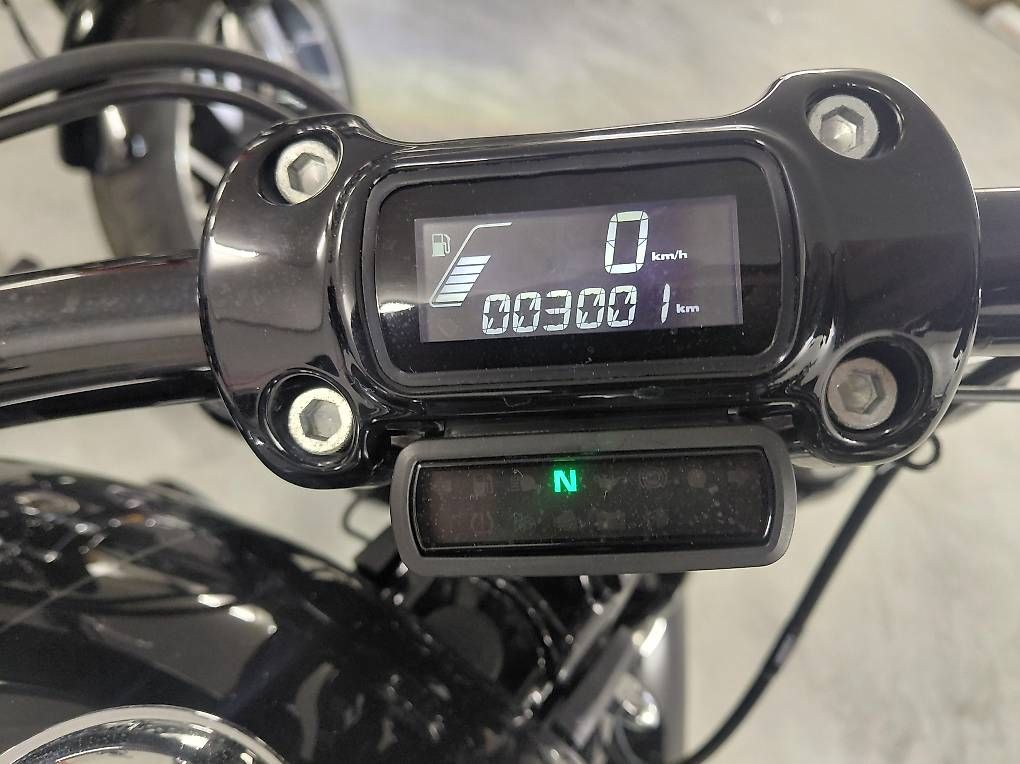 Chopper: Harley-Davidson FLXBRS Breakout – Usato da Freienbach venduto da Chrummen 5